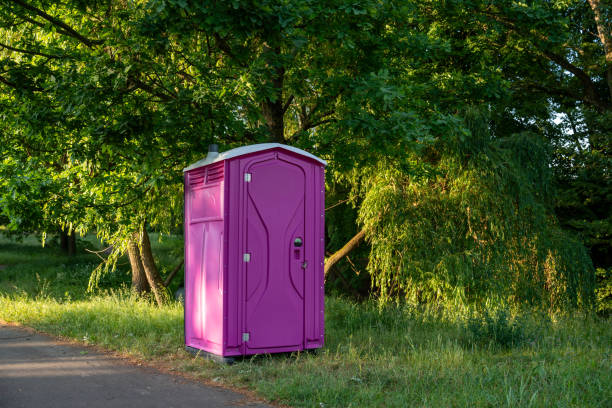 Best Porta potty delivery and setup  in Garrison, ND